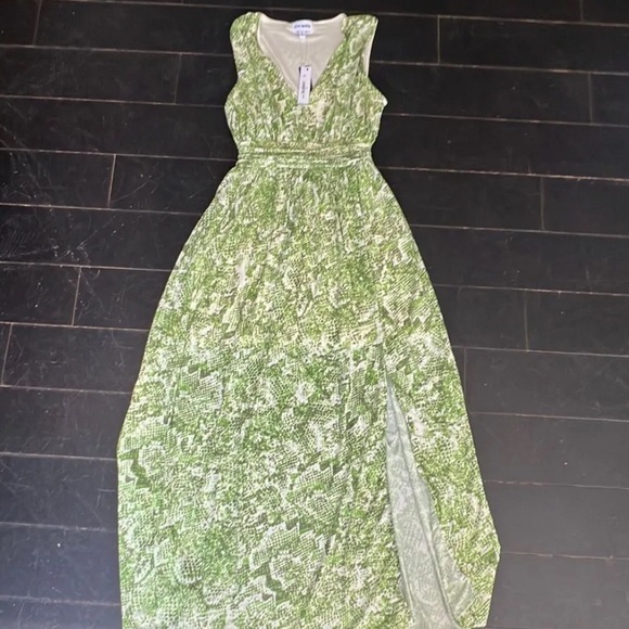Steve Madden Maxi Dress - Picture 1 of 6